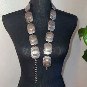 ESCADA Women’s Vintage Tooled Metal Concho Belt Antique Gun Metal Silver Black